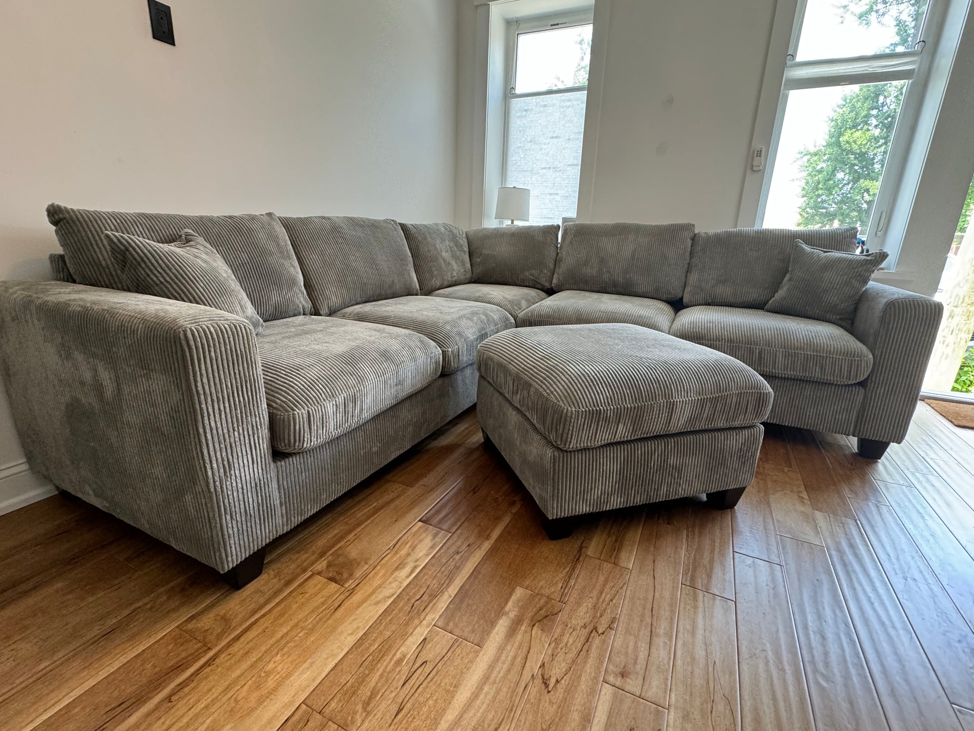 Corduroy 3-Piece Sectional Sofa w ottoman