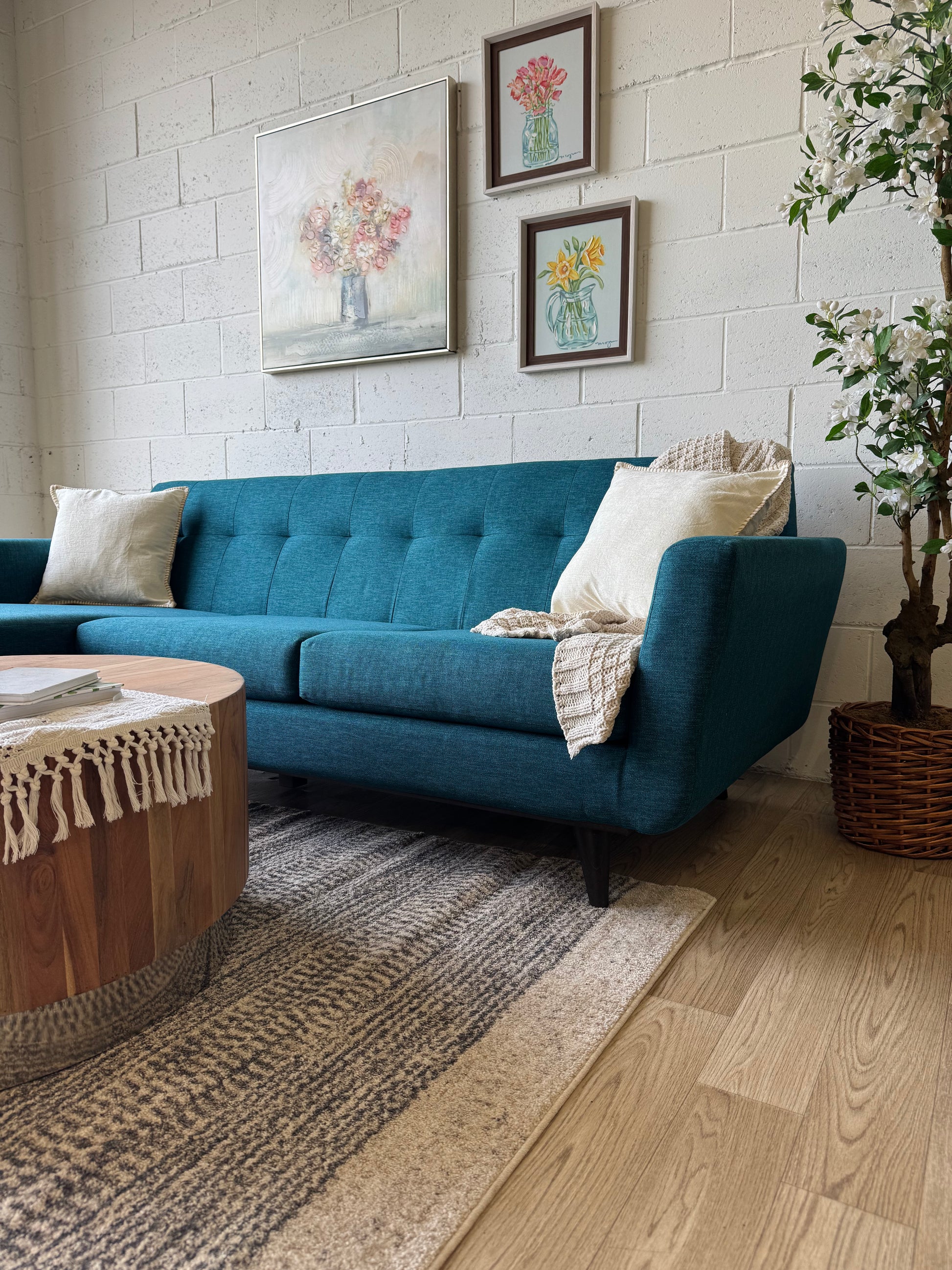 Hughes Reversible Sectional