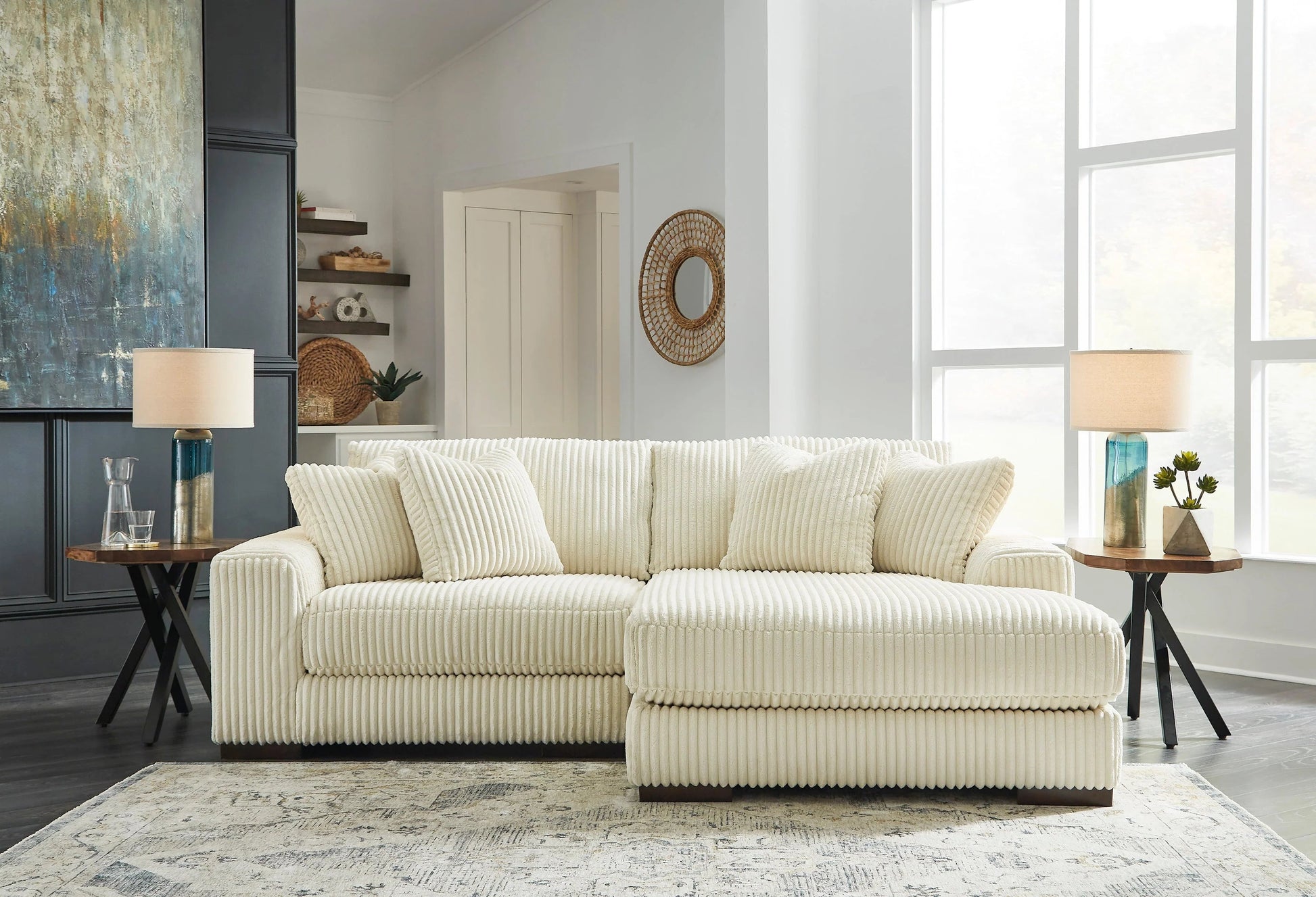 Ashley Lindyn 2 PC LAF Chaise