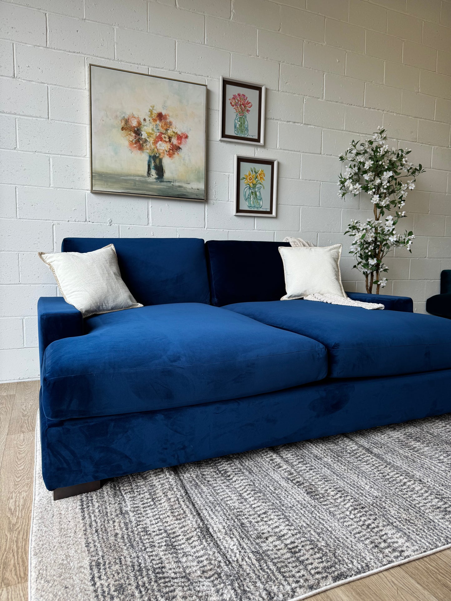 Anton Daybed