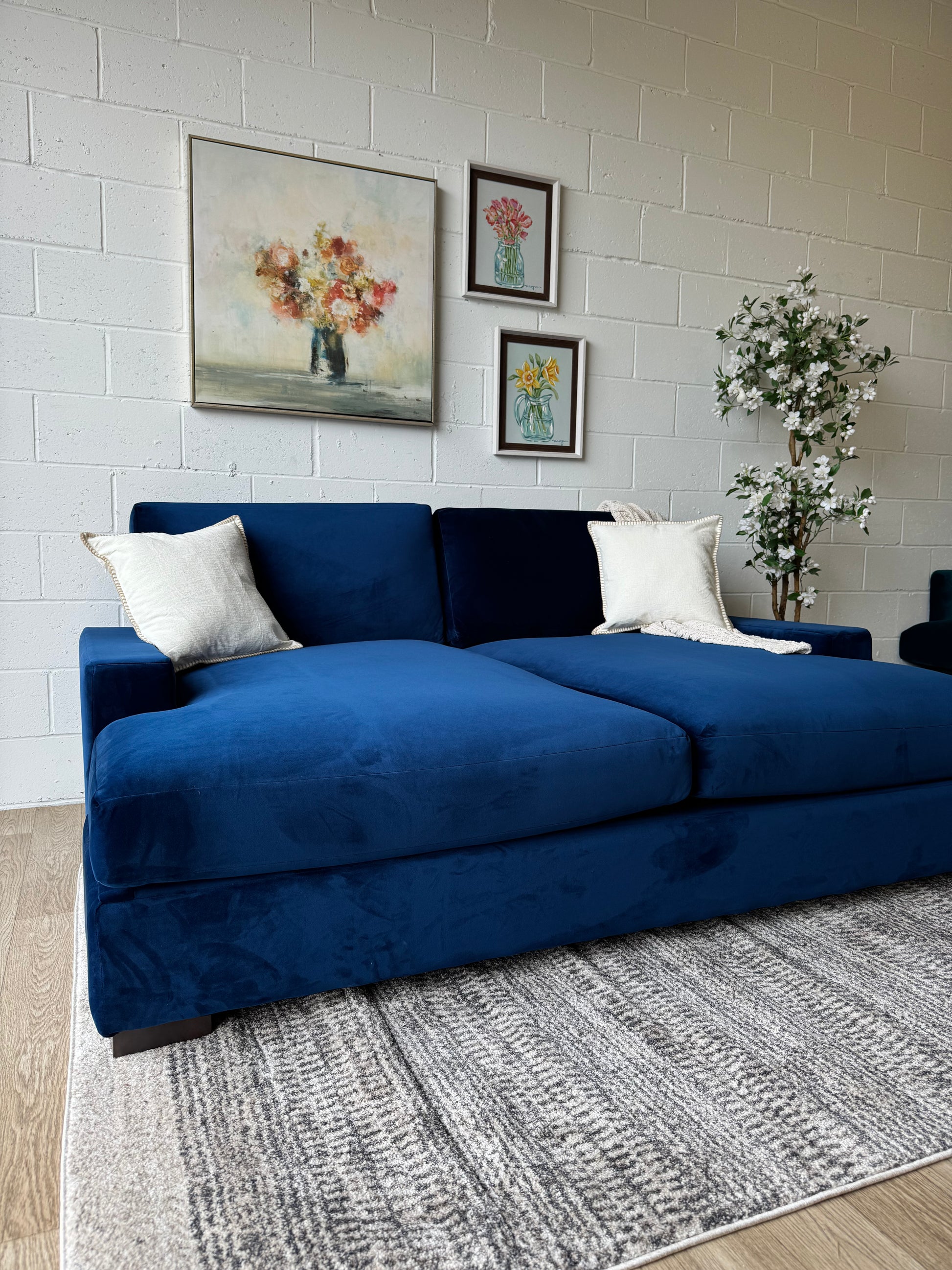 Anton Daybed