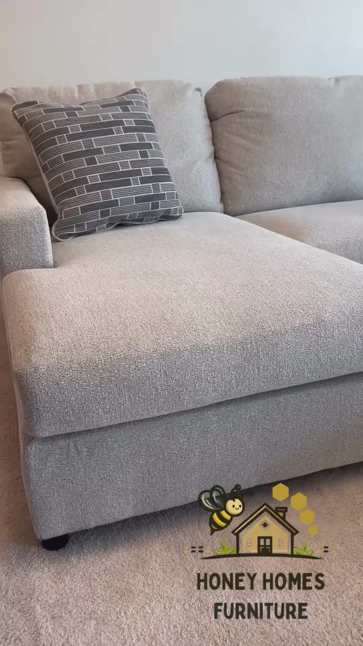 <span class='visually-hidden'>Load video: </span>3